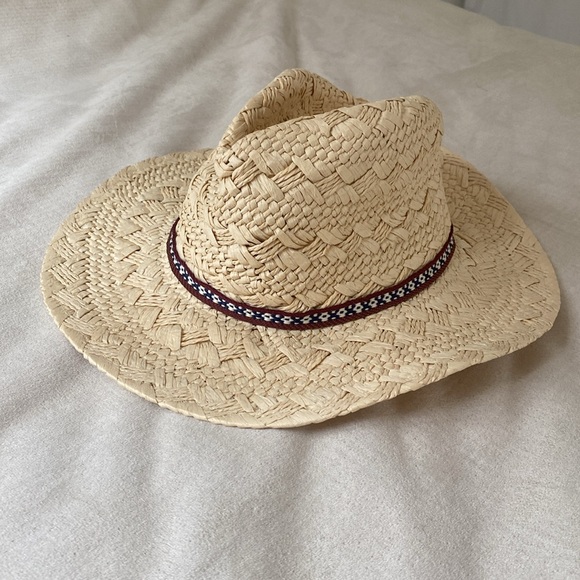 Paper straw sun hat, cowboy hat, with decorative ribbon, protective in style - Picture 3 of 6